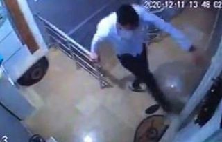 Boşandığı eşinin evine tekme ile girmeye çalıştı