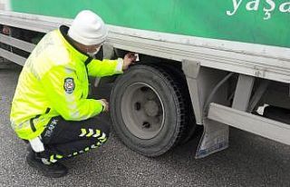 Bozüyük’te kış lastiği uygulamaları hız kazandı