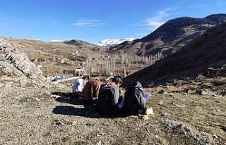 Bu köyde çocuklar uzaktan eğitim alabilmek için...