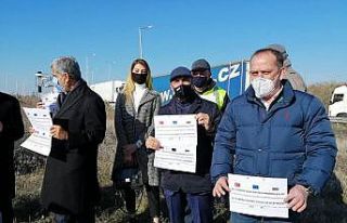 Bulgaristan’da nakliyecilerden uzun süren işlemlere...