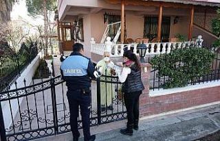 Burhaniye’de karantinada olanlara belediye desteği