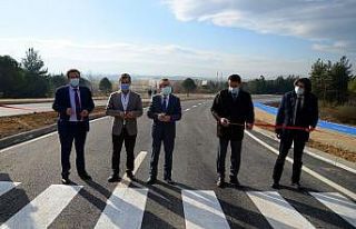 Bursa Uludağ Üniversitesi’nin yenilenen yolu trafiğe...