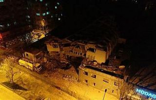 Bursa’da 6 katlı Eski Emniyet Müdürlüğü binası...