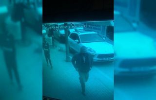 Bursa’da düşürdüğü cüzdanını güvenlik...