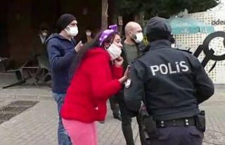 Bursa’da maskesiz kadın önce polise saldırdı,...