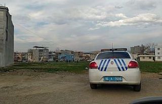 Bursa’da polisi gören çocuklar çil yavrusu gibi...