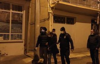 Bursa’da sokağa çıkma yasağında uyuşturucu...