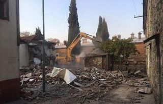 Bursa’da tarih değerini buluyor