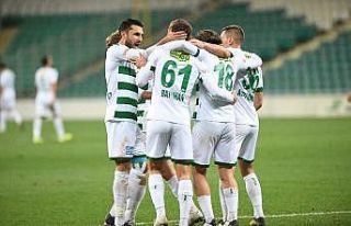 Bursaspor, Göztepe deplasmanında tur arıyor