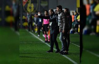 Bursaspor Teknik Direktörü Mustafa Er, kariyerinden...