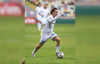 Bursaspor’un genç golcüsü Ali Akman, 4 haftadır...