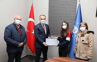 Büyükşehir bilgiyi ödüllendirdi