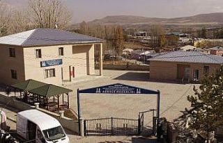 Büyükşehir ilçelere de mezarlık ve idari binalar...