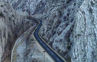 Büyükşehir kırsaldaki ulaşım ağını güçlendirmeye...