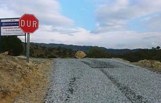 Büyükşehir, Koçarlı’daki levhaları yeniliyor