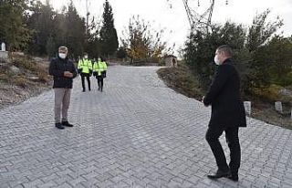 Büyükşehirden Aşağı Kayapınar Mezarlığında...