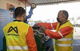 Büyükşehirin atölyesinde temizlik ve ilaçlama...