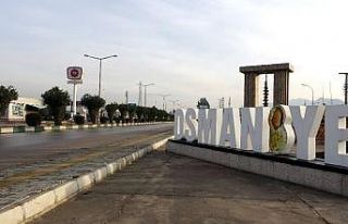 Cadde ve meydanların boş kaldığı Osmanite’de...