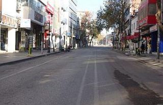 Cadde ve sokaklar boş kaldı