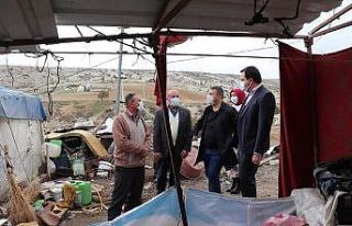 Çadırda yaşayan aileye Kaymakamlık sahip cıktı