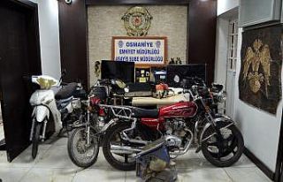 Çaldığı motosiklet ve eşyaları evinde saklamış