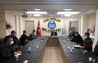 Çaldıran’da karla mücadele için kriz masası...