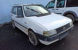 Çalıntı otomobil ile kaçmaya çalışan şüpheliler...