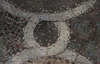 Cami tabanındaki mozaikler "Daha güzel görünsün"...