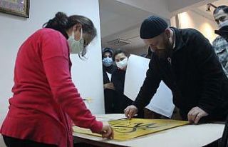 Camilerdeki Cihar Yar-i Güzin takımlarının eksik...