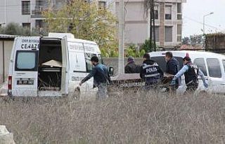 Cansız bedenleri 1 kilometre arayla bulundu