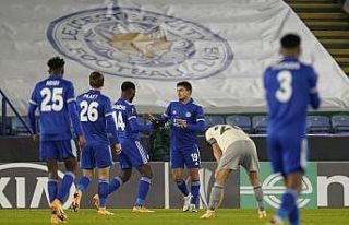 Cengiz Ünder attı, Leicester evinde AEK’yı mağlup...