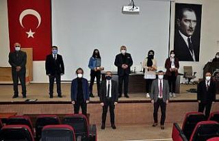Çeşme Müftülüğünden dereceye giren öğrencilere...