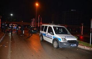 Ceza yememek için polisten kaçtı, otomobiliyle...