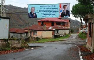 CHP’li başkandan AK Parti’li başkana afişli...