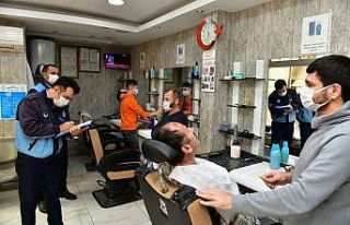 Çiğli’de berber ve kuaförlere korona virüs denetimi