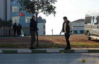 Çocuğu görmeye gelen damadını cadde ortasında...