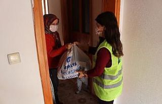 Çölyak hastalarına glütensiz ekmekleri ulaştırıldı