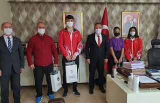 Covid-19’a rağmen şampiyonalardaki başarı sürüyor