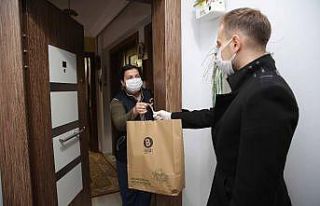 Covid hastası personele doğal ürünler jesti