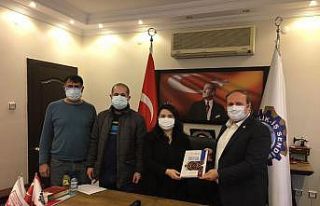 Çözgüden düğüme, düğümden motife ’Bergama...