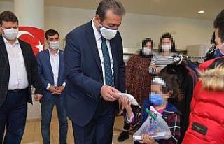 Çukurova Belediyesi çocukların yüzünü güldürdü