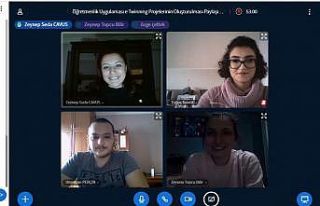 Deneyimli öğretmenler öğretmen adaylarıyla buluşuyor