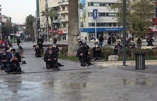 Denizli’de Cuma namazından sonra yağmur duası...