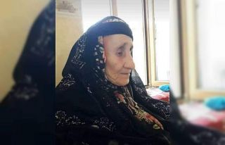 Derecik Belediye Başkanı Cetinkaya’nın annesi...