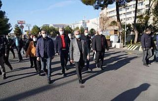 Diyarbakır’da hayat durdu ama hizmet durmadı