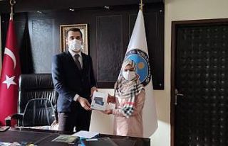 Doğanşar’da öğrencilere tablet dağıtıldı