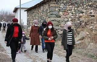 Dondurucu soğukta eğitim, her gün bu çileyi çekiyorlar