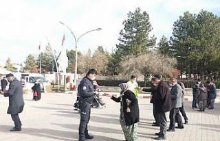 Dumlupınar pazarında HES kodu uygulaması