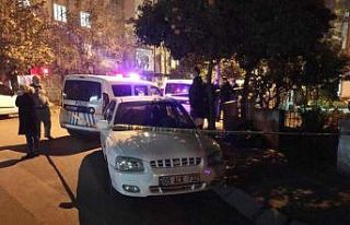 Ecel evinin sokağında yakaladı