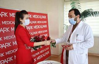 Elazığ’da yeni yıl öncesi sağlıkçılara moral
